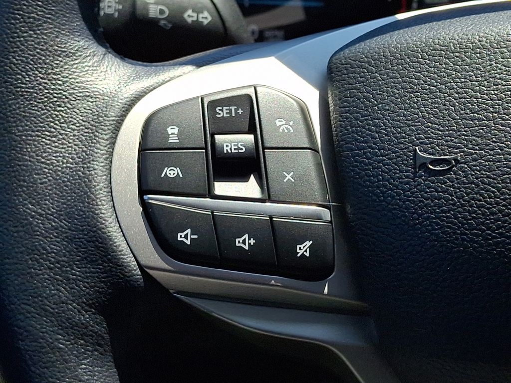2022 Ford Explorer XLT - Photo 25