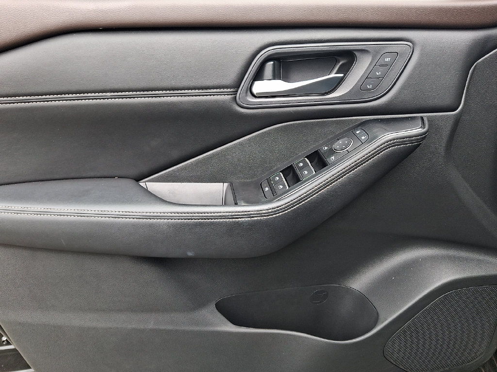 2023 Nissan Rogue SL - Photo 15