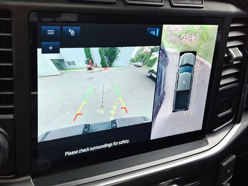 2021 Ford F-150 XLT photo 4