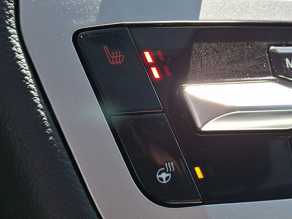 2022 Ford Explorer XLT - Photo 29