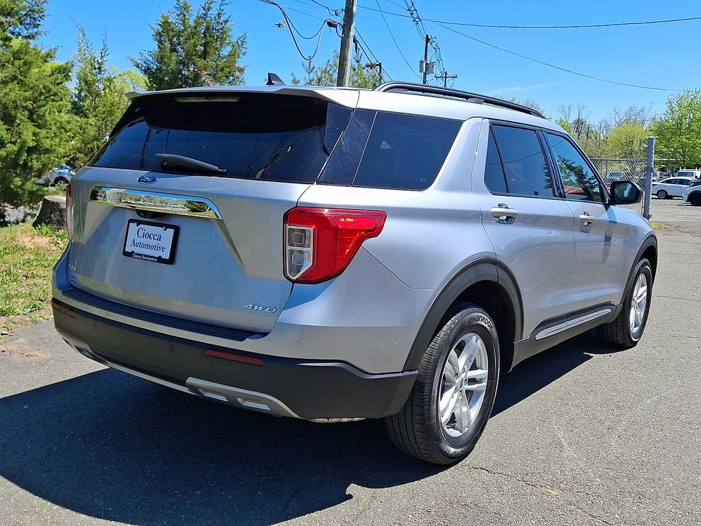 2022 Ford Explorer XLT - Photo 9