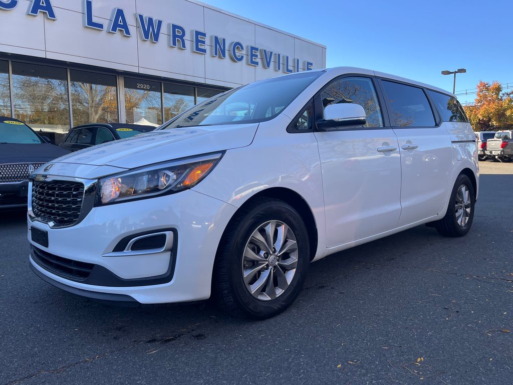 2021 Kia Sedona LX photo 3