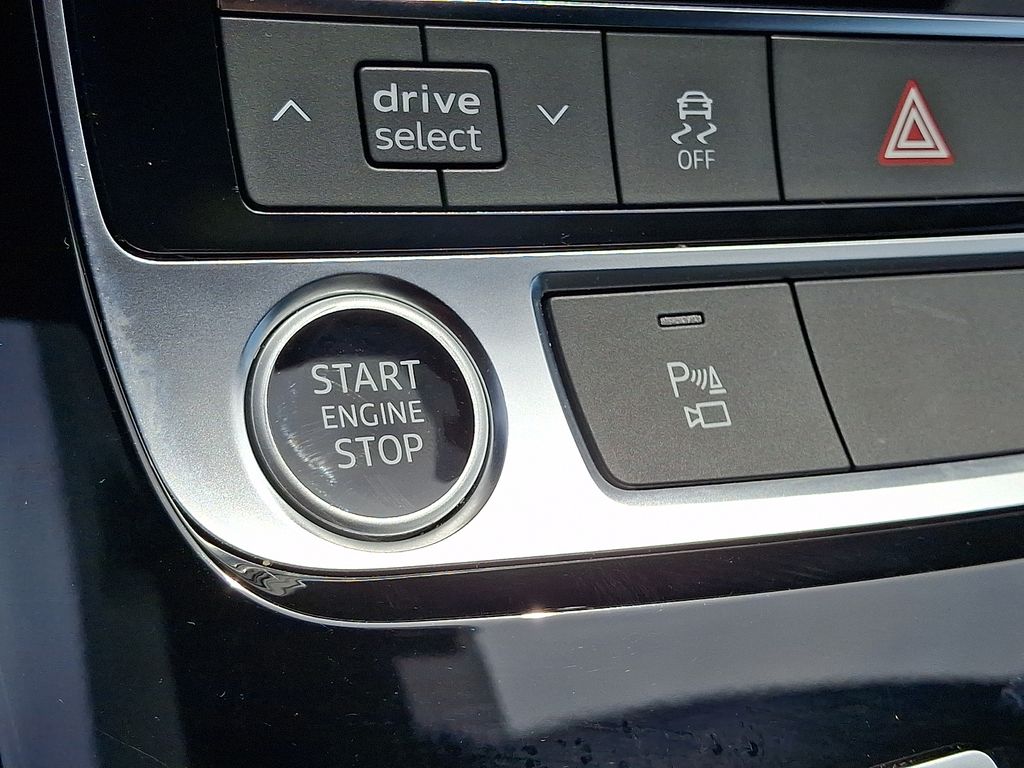 2025 Audi Q7 Premium Plus - Photo 28