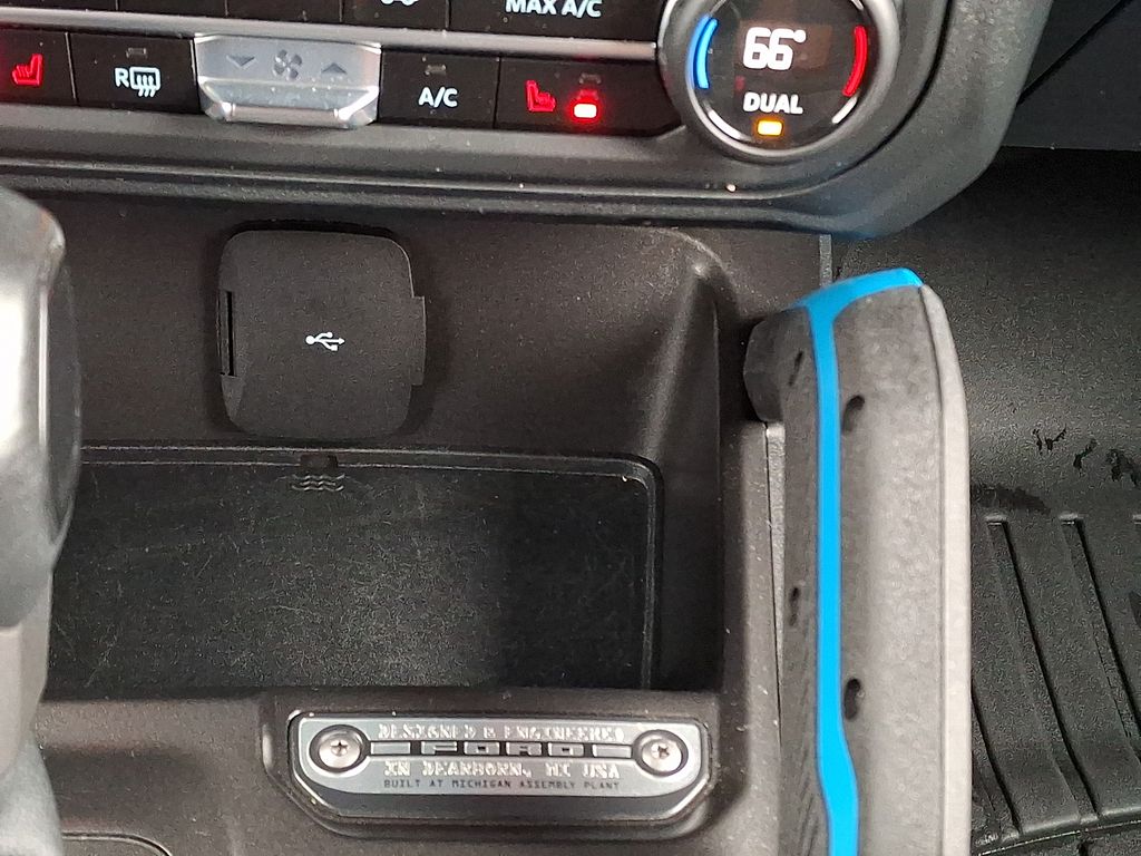 2023 Ford Bronco 4-Door Outer Banks - Photo 23