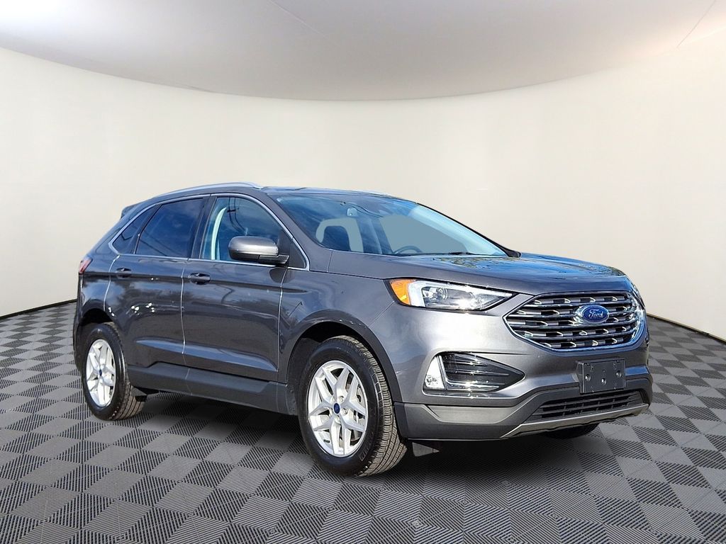 2022 Ford Edge SEL's photo