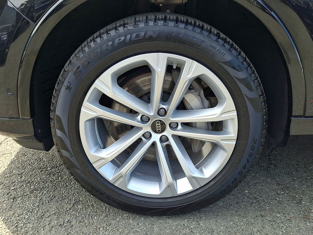 2025 Audi Q7 Premium Plus - Photo 12