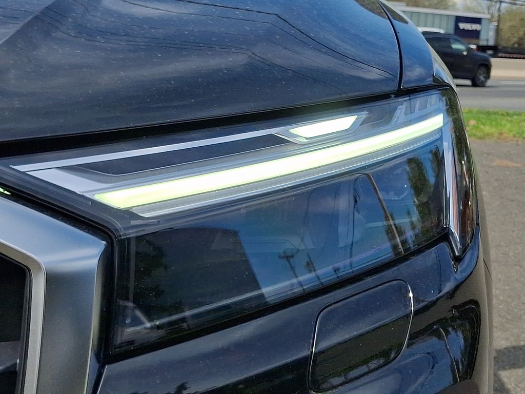 2025 Audi Q7 Premium Plus - Photo 13