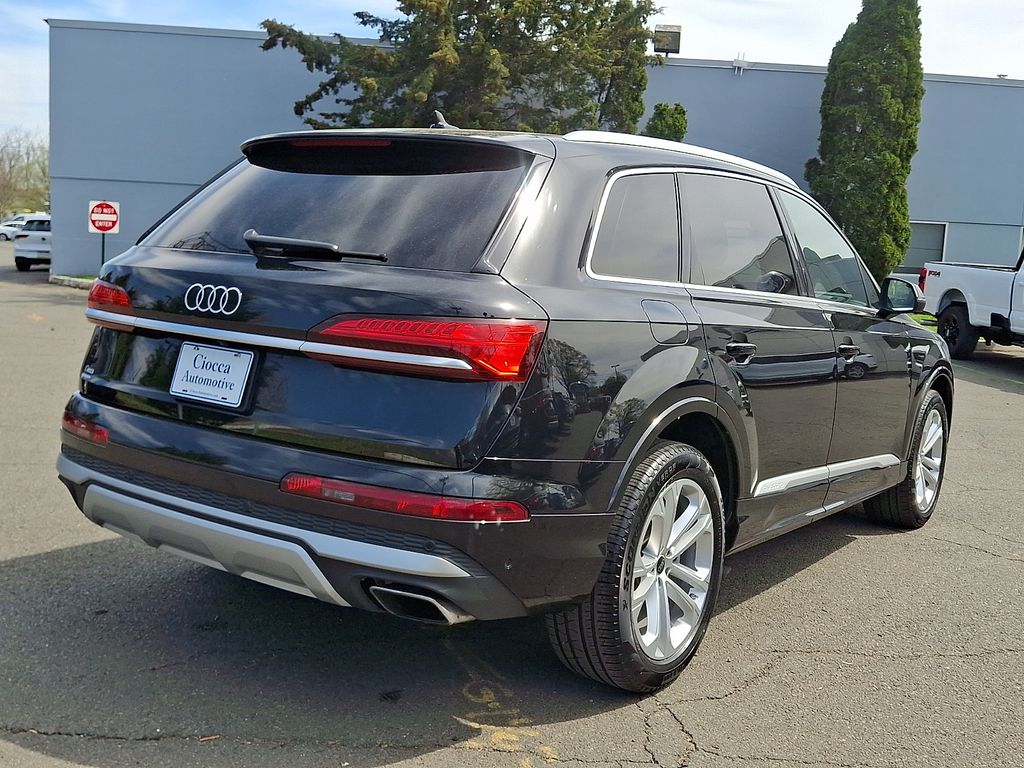 2025 Audi Q7 Premium Plus - Photo 9