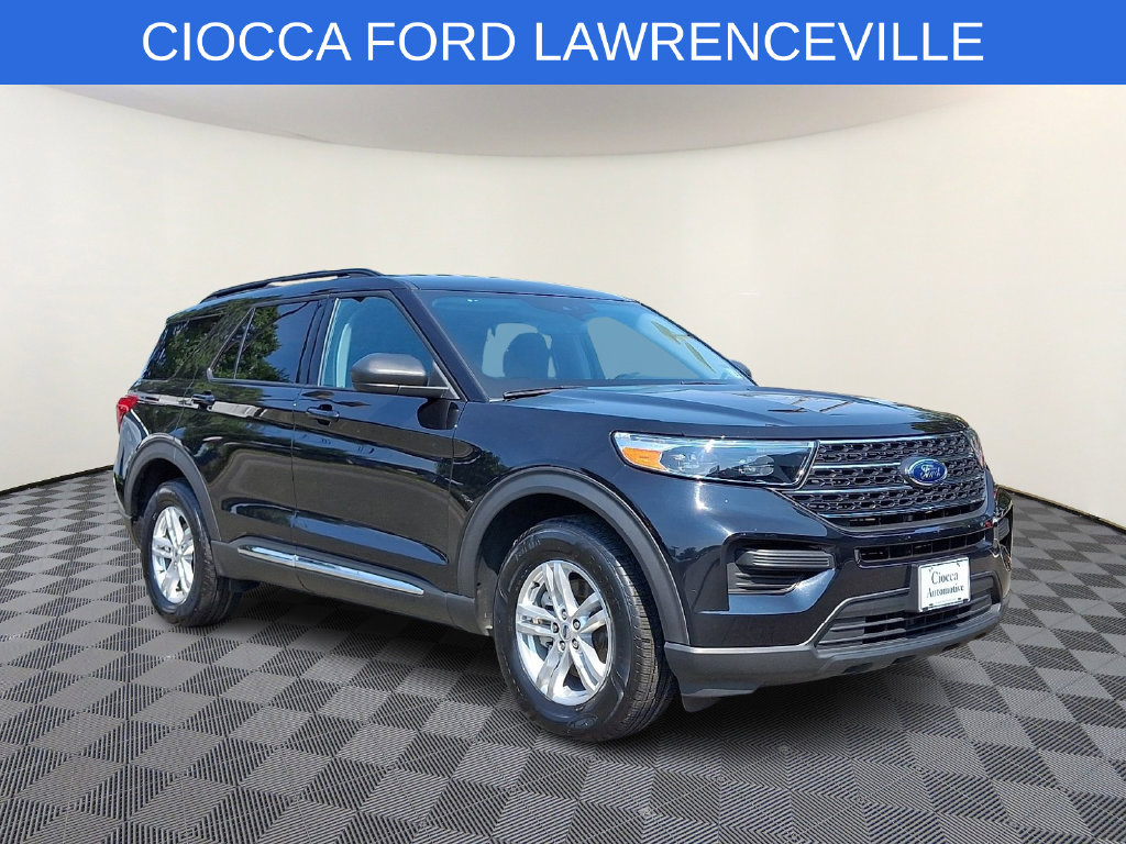 2023 Ford Explorer XLT SUV