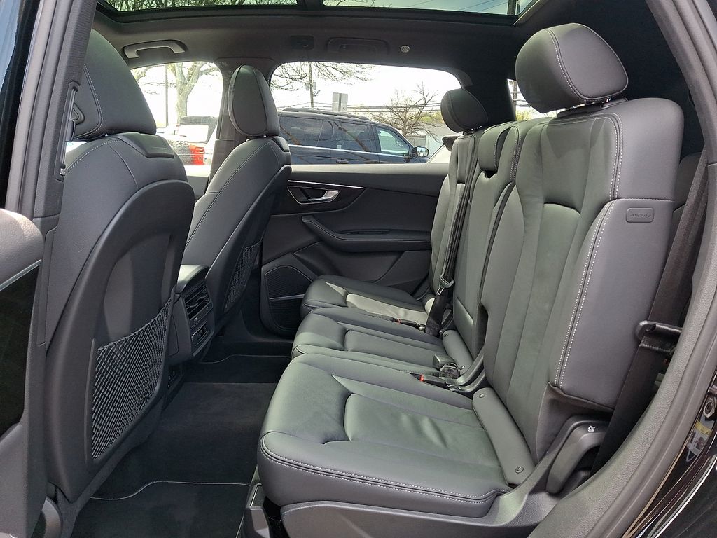 2025 Audi Q7 Premium Plus - Photo 14