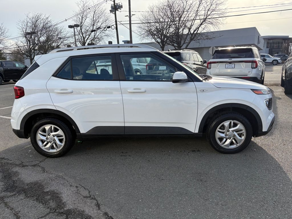 Used 2020 Hyundai Venue SEL SUV
