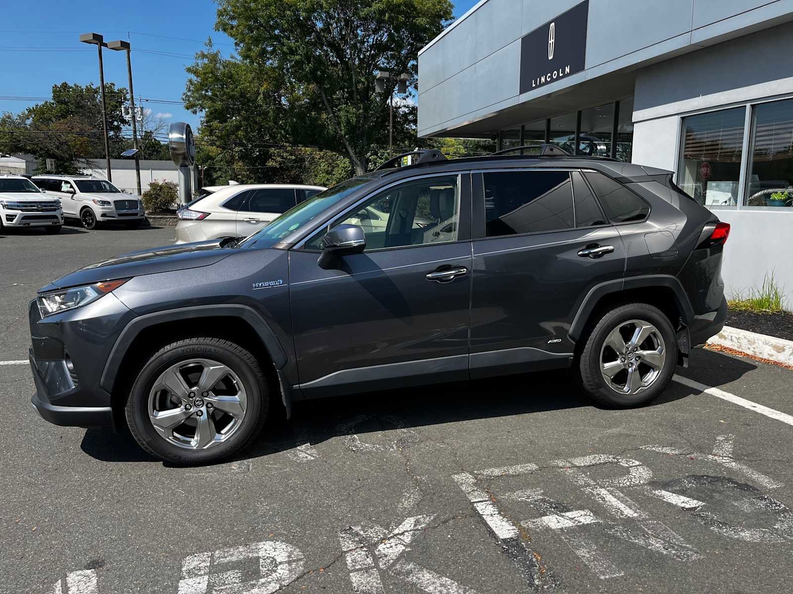 Used 2019 Toyota RAV4 Limited with VIN JTMDWRFV5KD029366 for sale in Lawrence, NJ