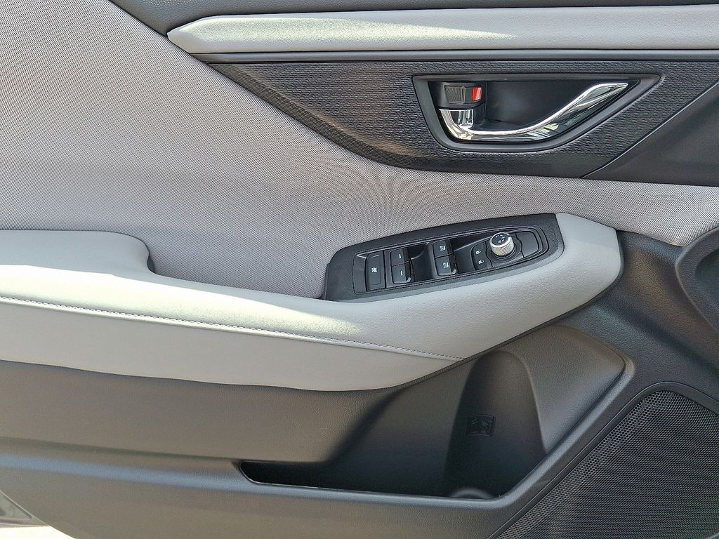 2025 Subaru Legacy Premium - Photo 9