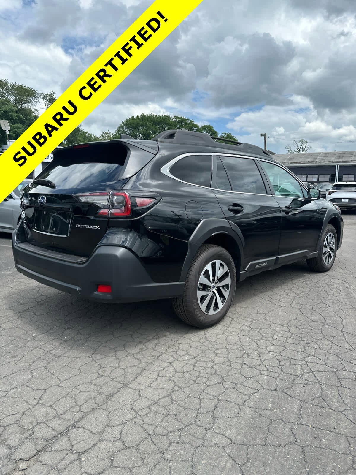 2024 Subaru Outback Premium photo 3