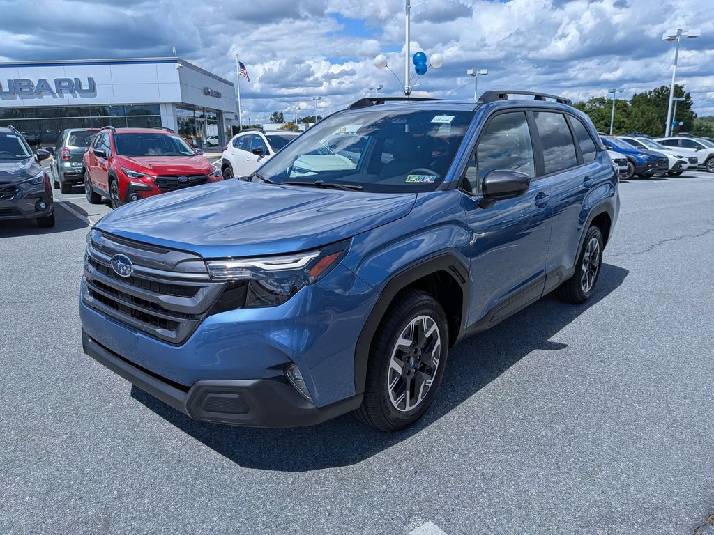 2025 Subaru Forester Premium photo 3
