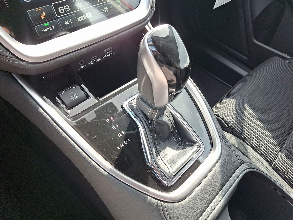 2025 Subaru Legacy Premium - Photo 11