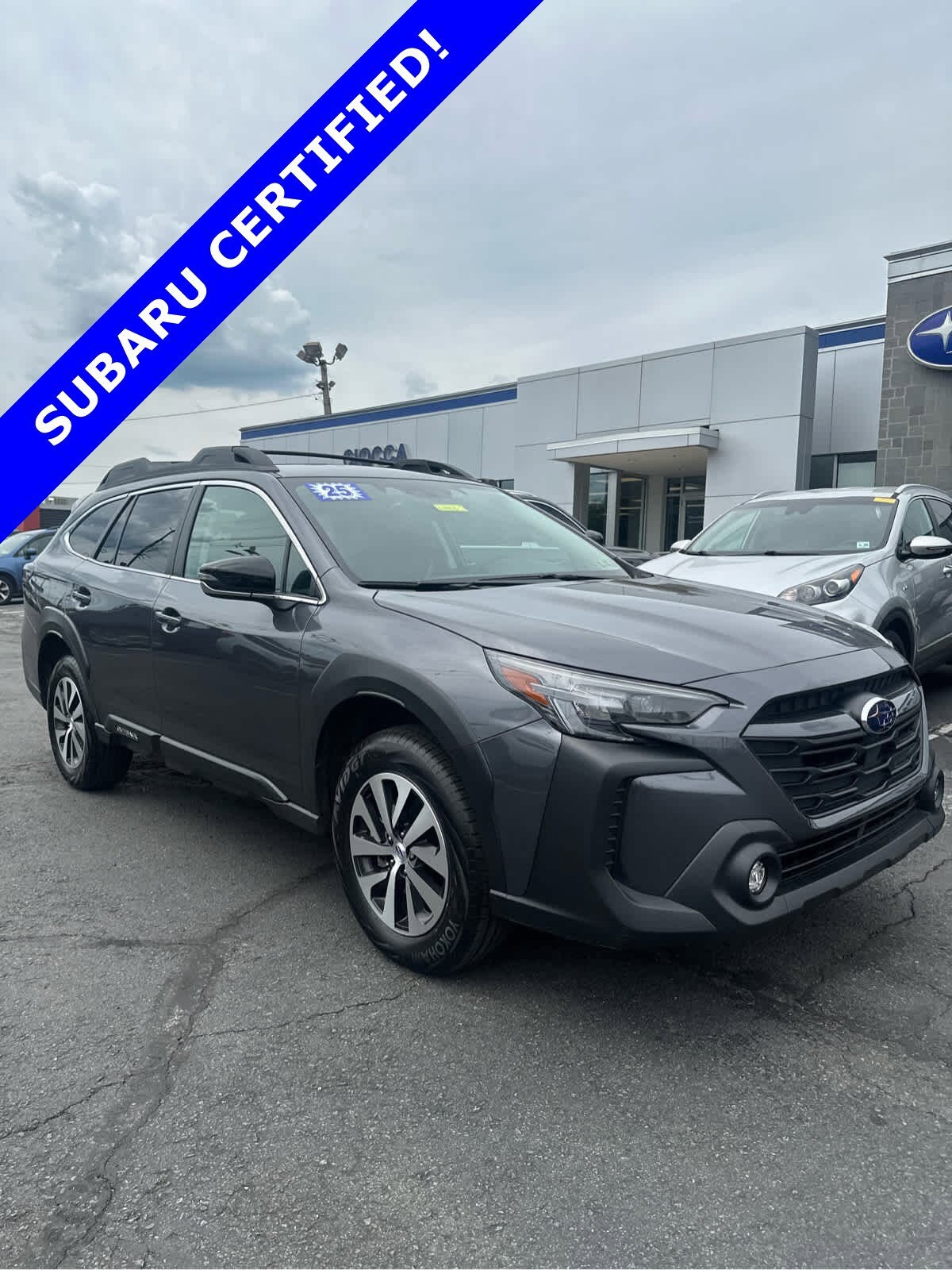 2025 Subaru Outback Premium photo 2