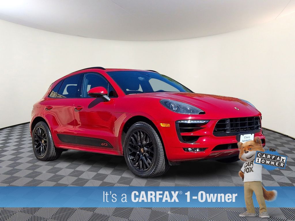 2017 Porsche Macan GTS's photo