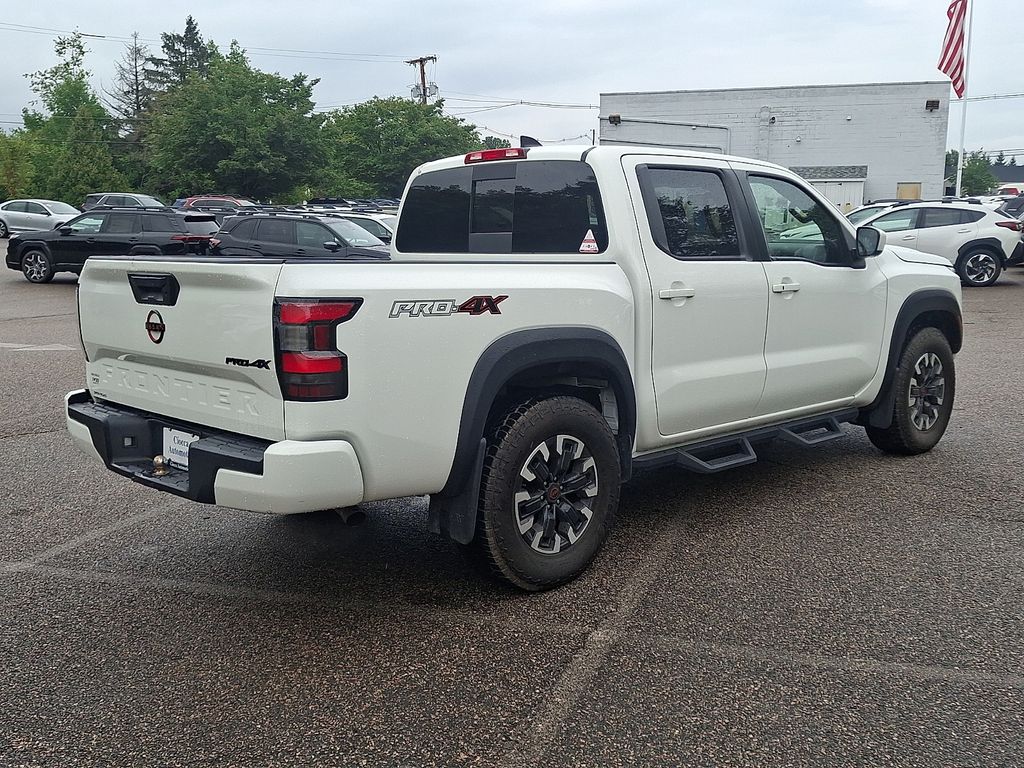 2024 Nissan Frontier PRO-4X - Photo 9