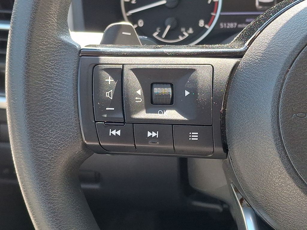 2023 Nissan Rogue SV - Photo 20