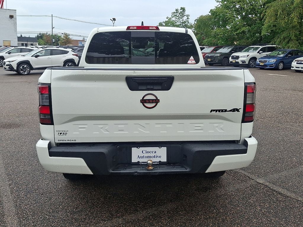 2024 Nissan Frontier PRO-4X - Photo 8