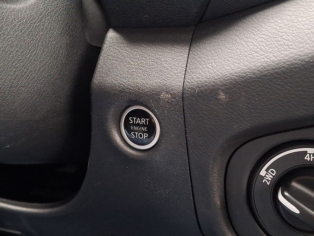 2024 Nissan Frontier PRO-4X - Photo 22