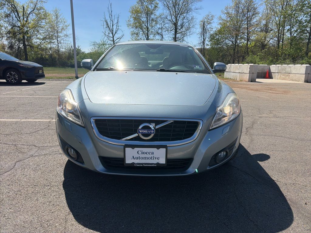 Used 2013 Volvo C70 T5 with VIN YV1672MC8DJ143505 for sale in Flemington, NJ