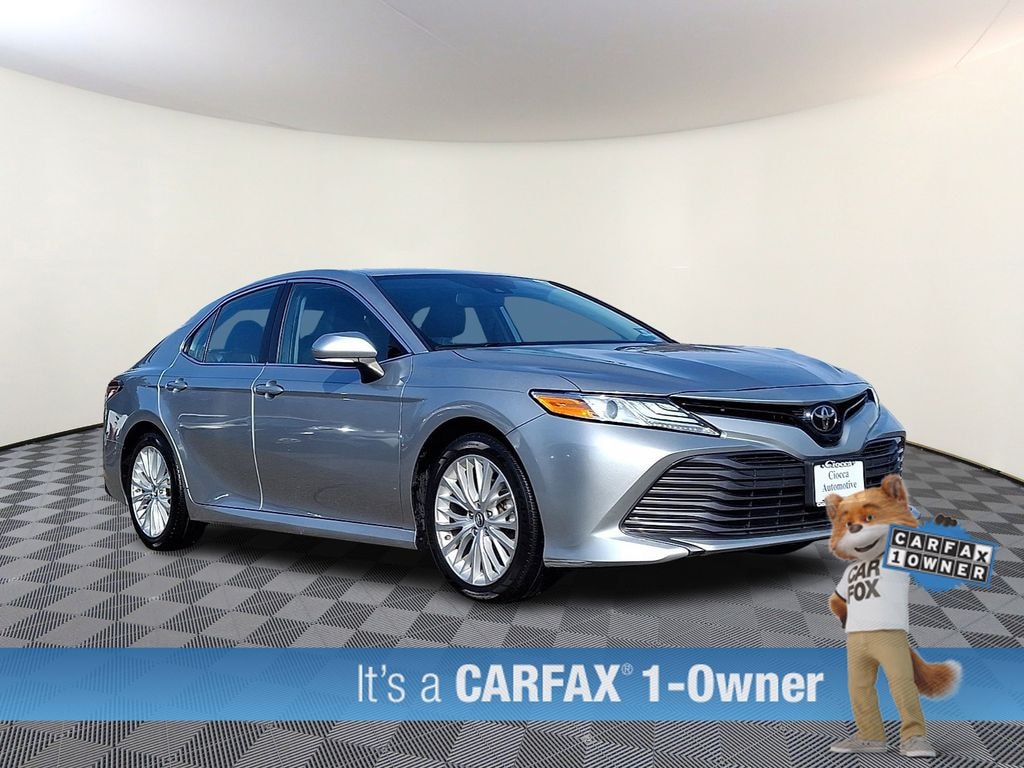 Used 2019 Toyota Camry XLE Sedan