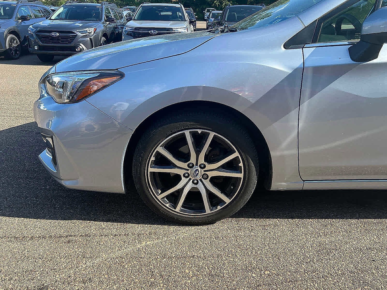 2018 Subaru Impreza 2.0i Limited photo 3