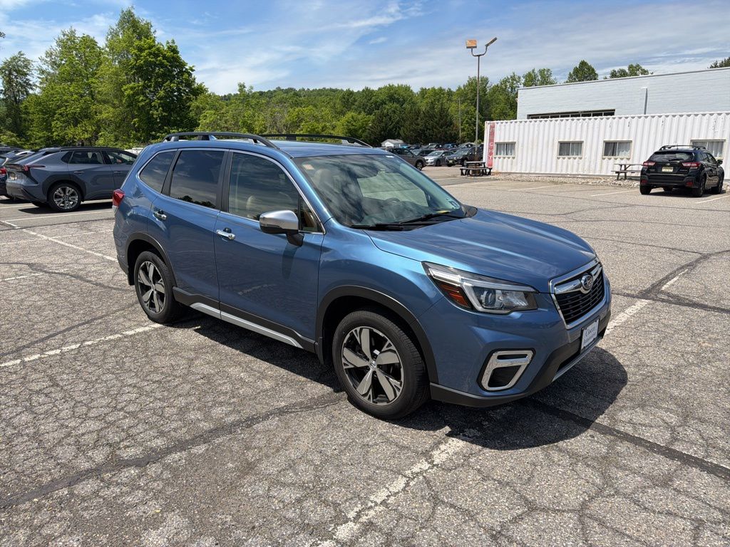 2019 Subaru Forester Touring's photo