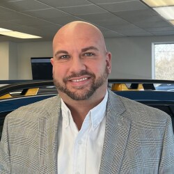 Staff member Michael Castor from ID_2b0bd27da2c7