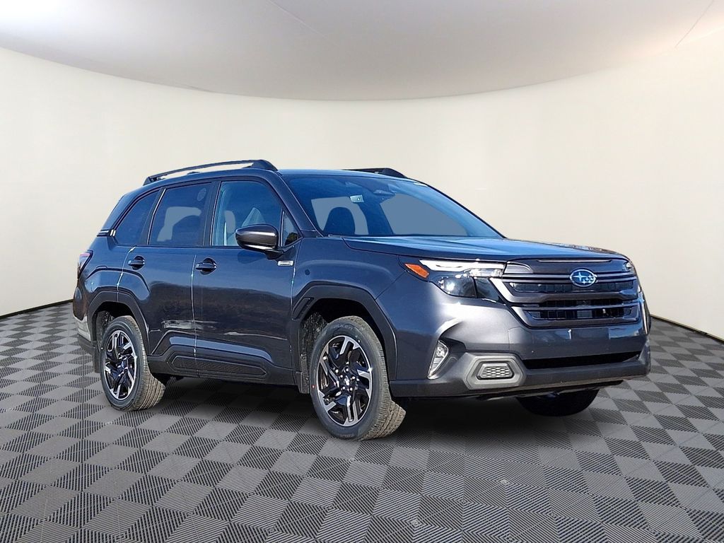 2025 Subaru Forester Premium's photo