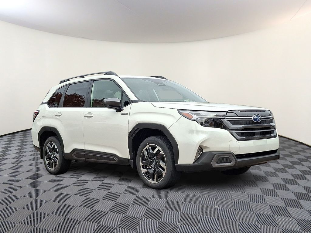 2025 Subaru Forester Limited's photo