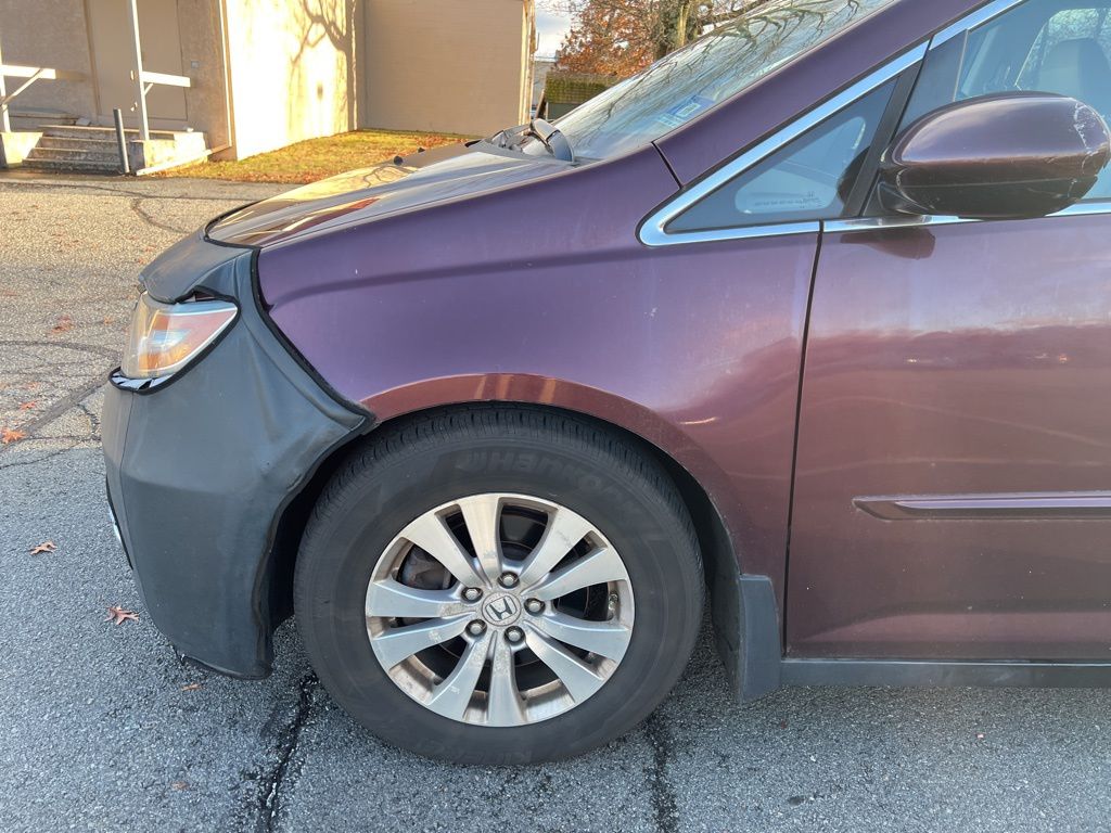 2015 Honda Odyssey EX-L photo 4