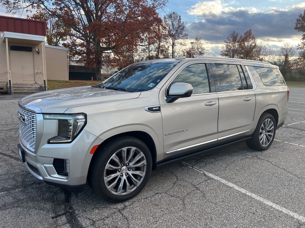 Used 2021 GMC Yukon XL Denali SUV
