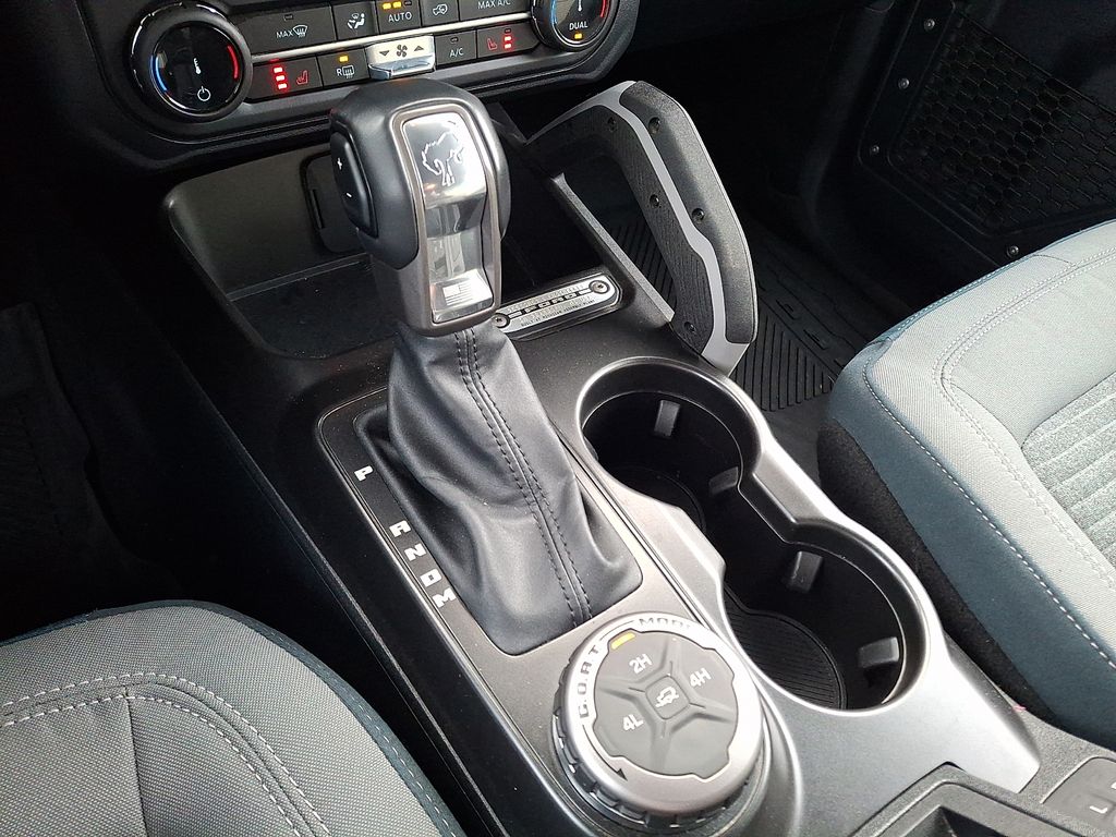 2022 Ford Bronco 4-Door Outer Banks - Photo 16