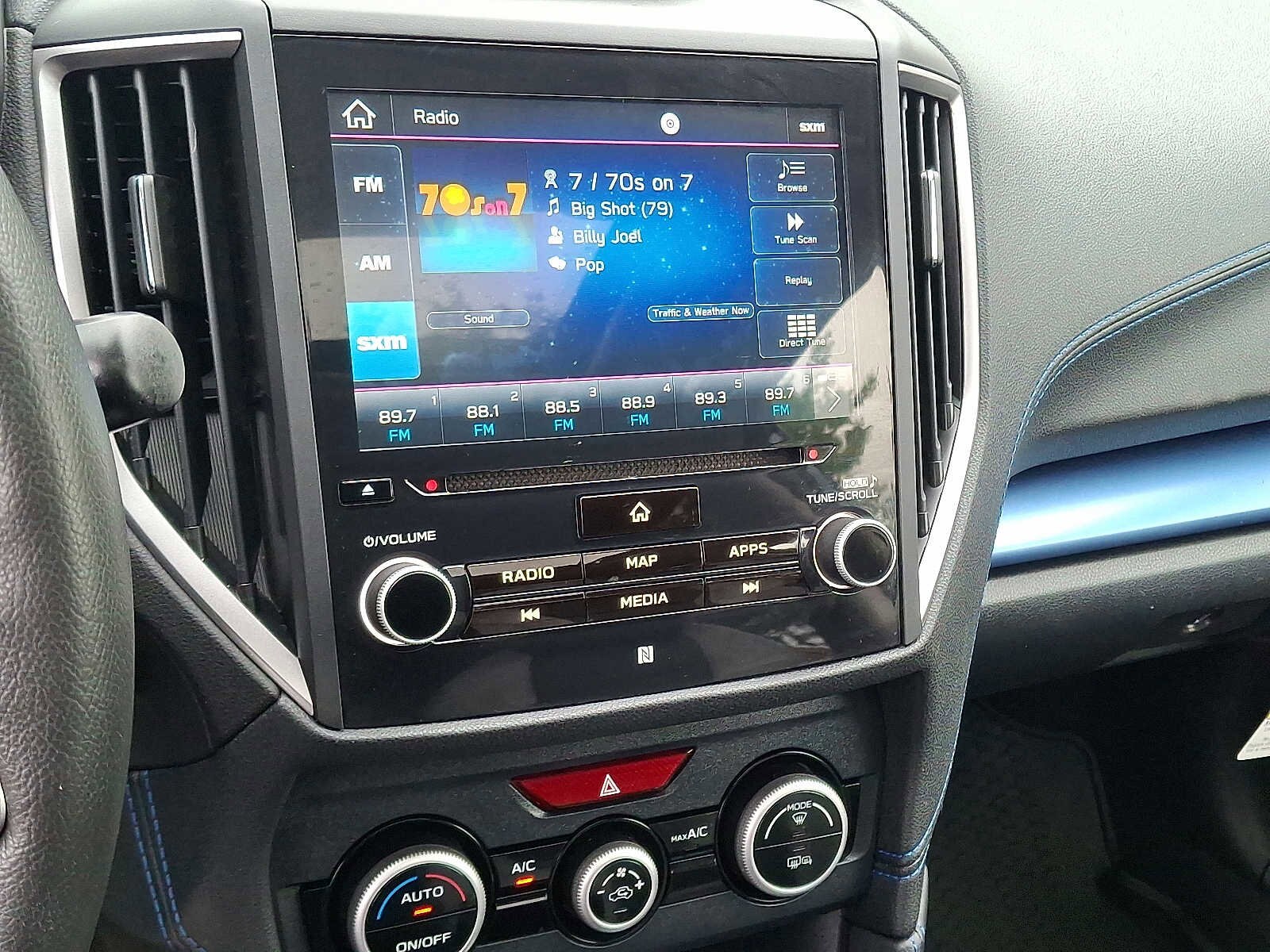2023 Subaru Crosstrek Hybrid photo 3