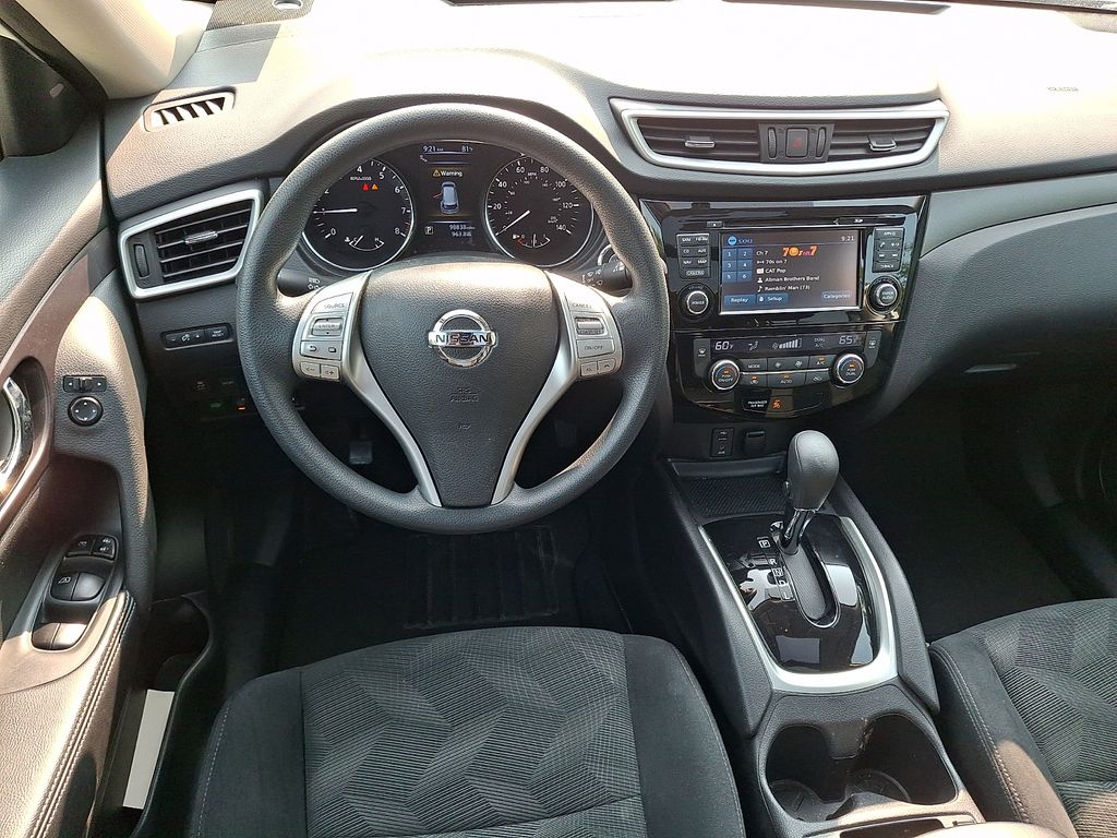 Used 2015 Nissan Rogue SV with VIN 5N1AT2MV5FC923025 for sale in Flemington, NJ
