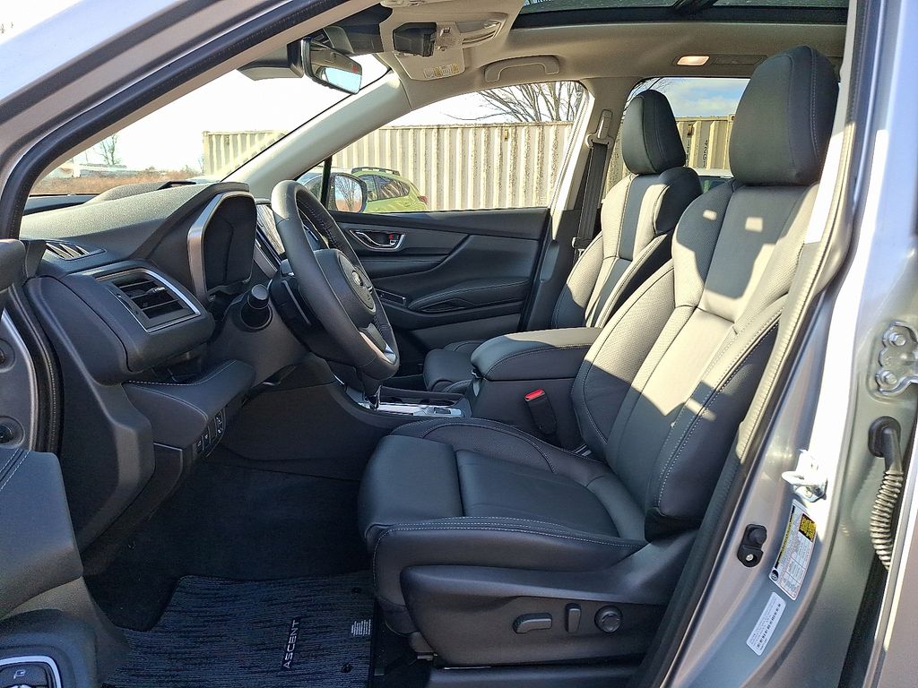 2026 Subaru Ascent Limited - Photo 11