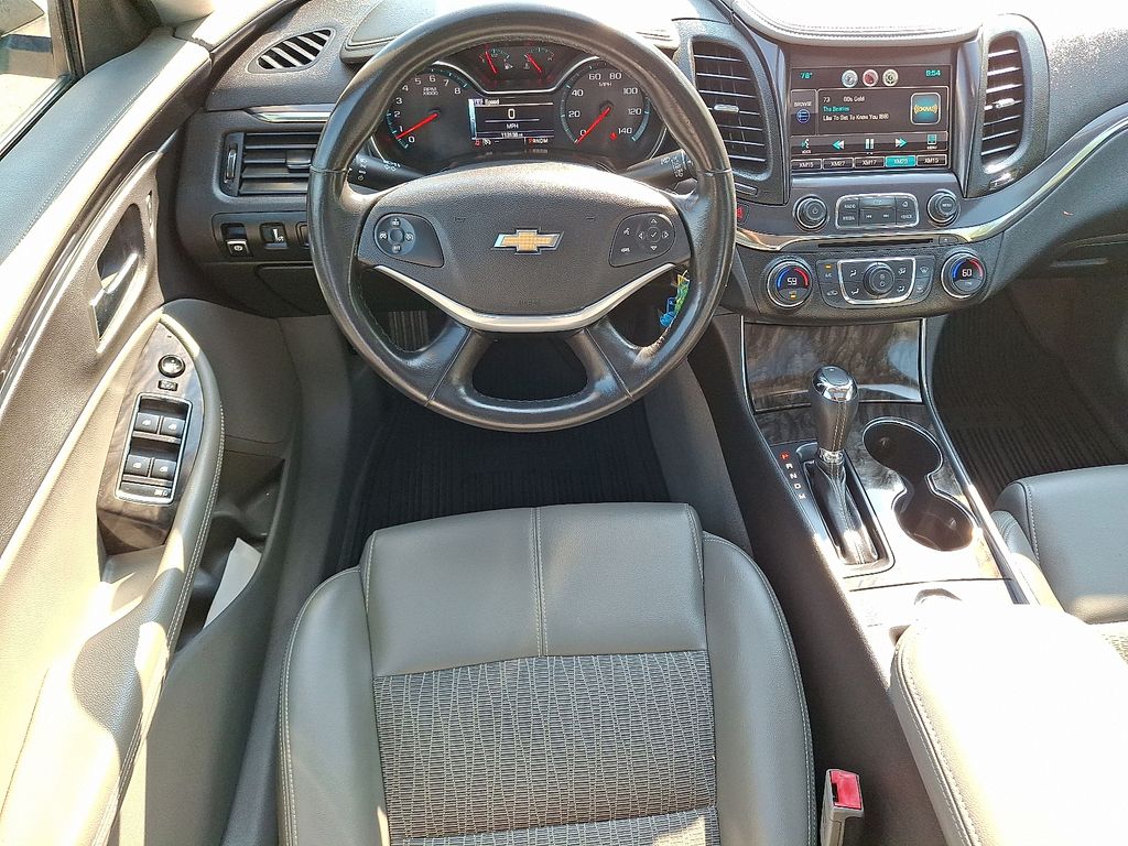 2014 Chevrolet Impala 2LT photo 2