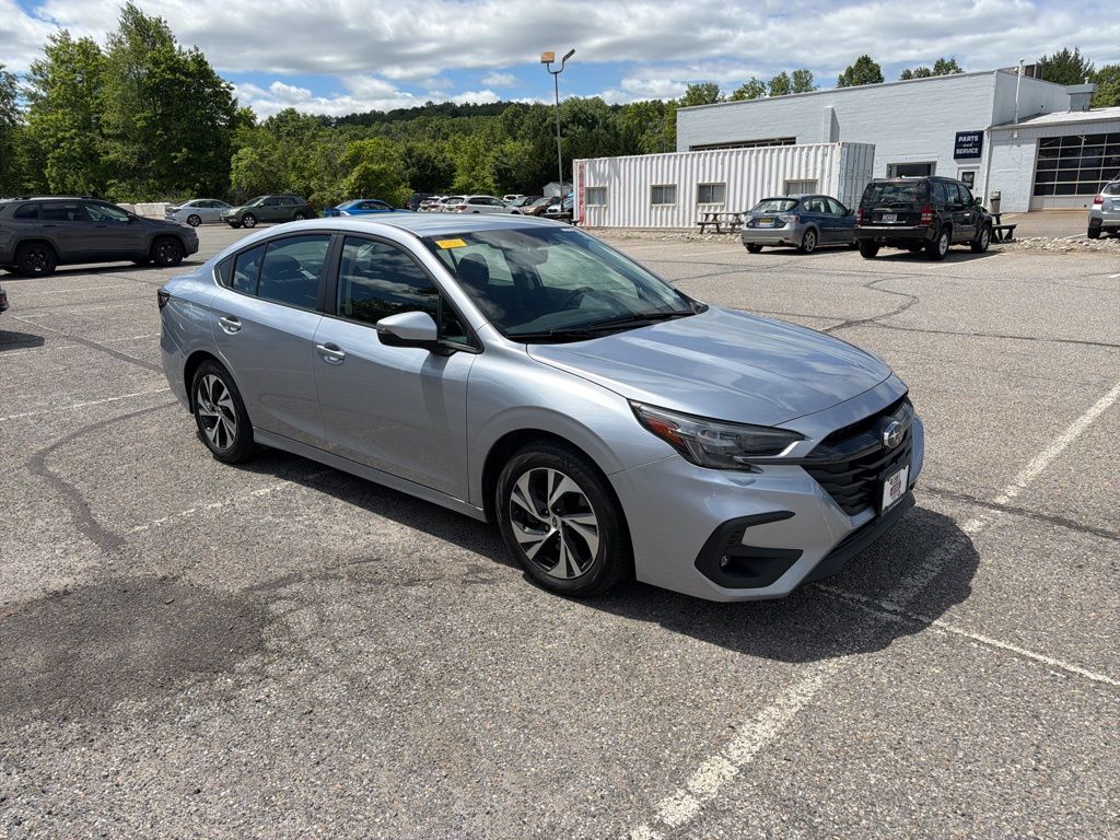 2024 Subaru Legacy Premium's photo
