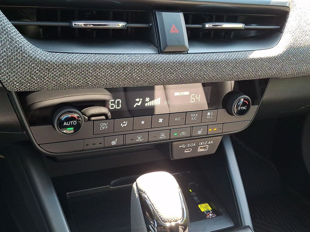 2026 Subaru Outback Limited - Photo 13