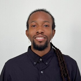 Staff member Sven Peart from ID_5ab870cf1d08