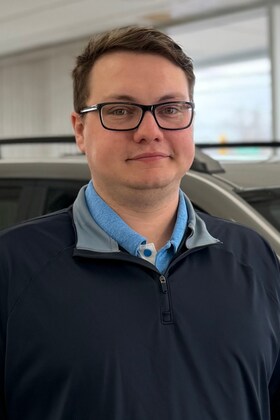 Staff member Joe Amabile from ID_2b0bd27da2c7