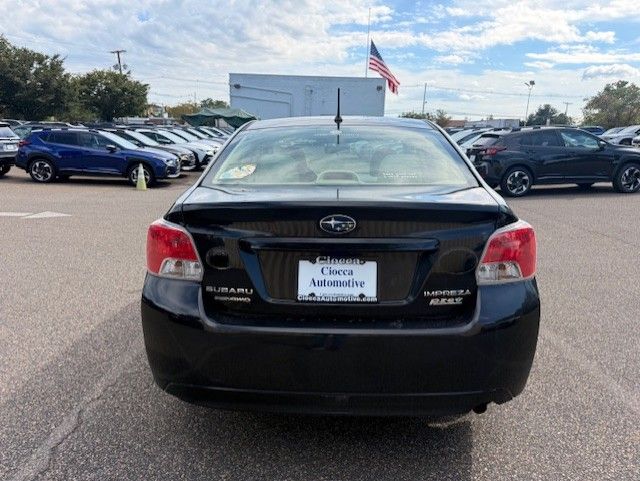 2014 Subaru Impreza 2.0i Premium photo 2