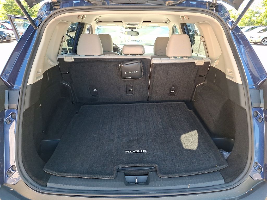 2023 Nissan Rogue SV - Photo 27
