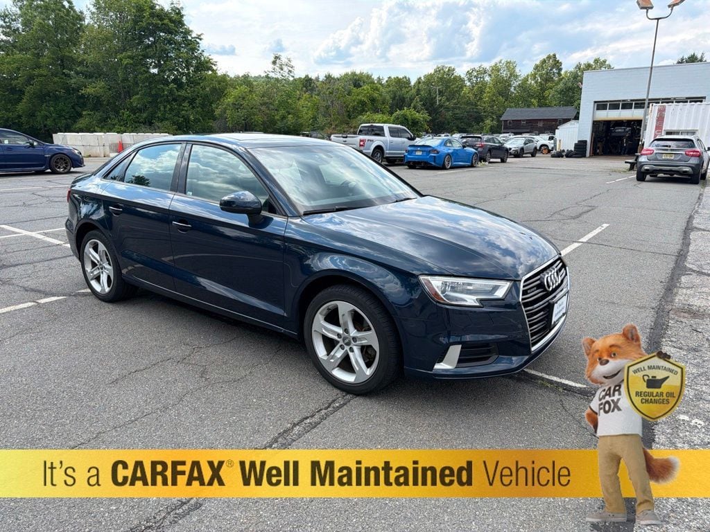 2017 Audi A3 2.0T quattro S tronic Premium's photo