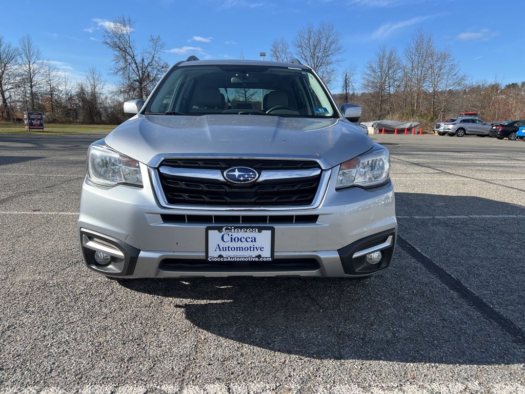 2018 Subaru Forester 2.5i Limited photo 2