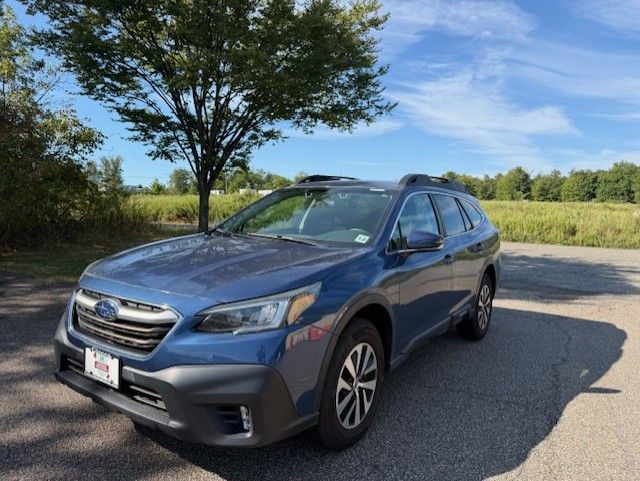 2022 Subaru Outback Premium photo 2