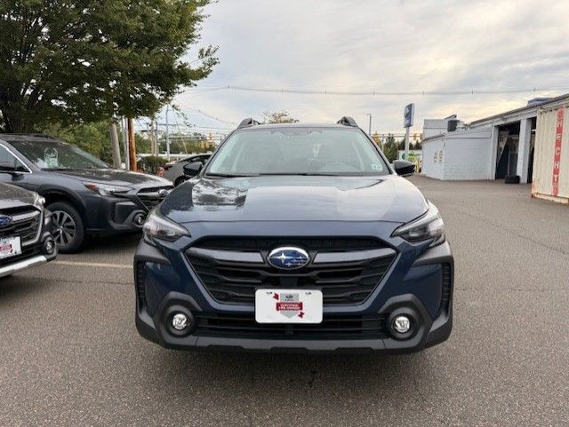 2023 Subaru Outback Premium photo 2